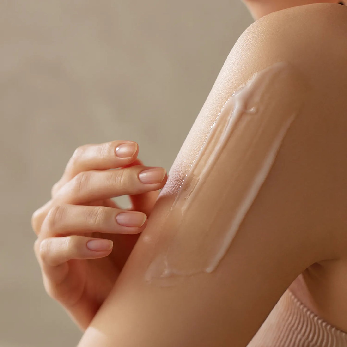 لوشن الجسم المهدئ المعجزة من سوم باي مي AHA وBHA وPHA - 200 مل